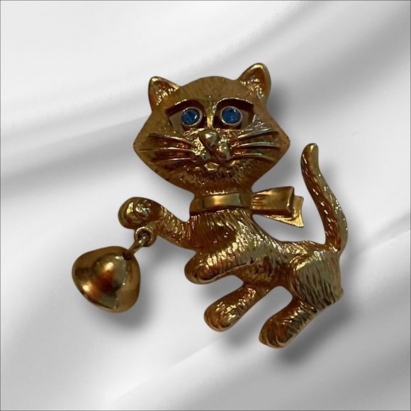 Vintage Avon Jewelry Bundle - Picture 9 of 16